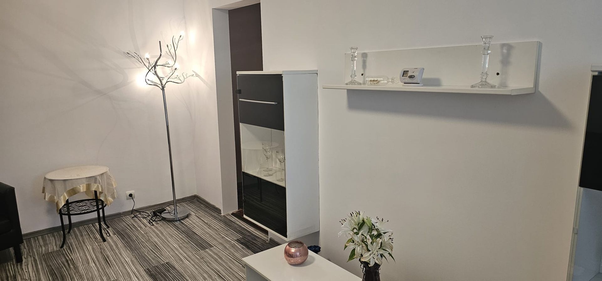 Apartament 3 camere regim hotelier, Micro 16 – Complex Siret, 65 mp - Poză 3