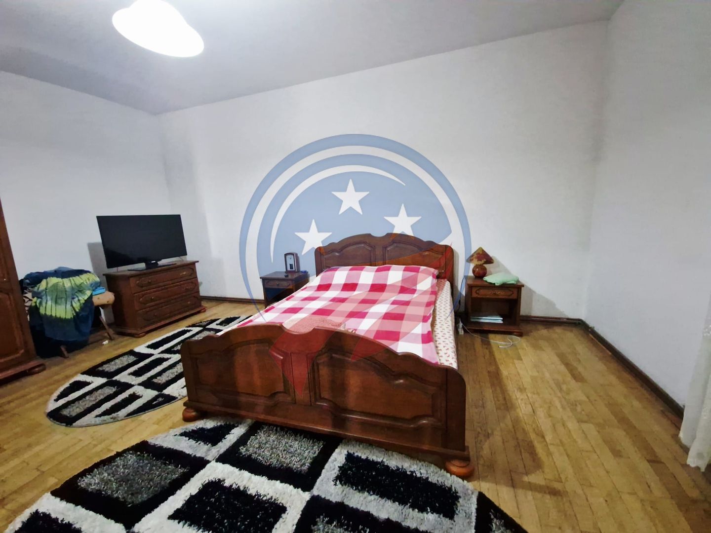 CASA P +E  5 camere -Cosoveni - Poză 10