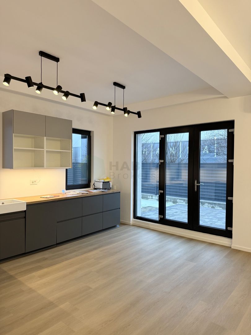 Vila finalizata in Complex Rezidential - Poză 24