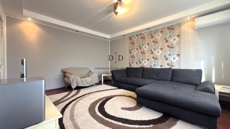 Închiriere apartament 3 camere – Calea Dorobanților-Parcare exterioară - Poză 1