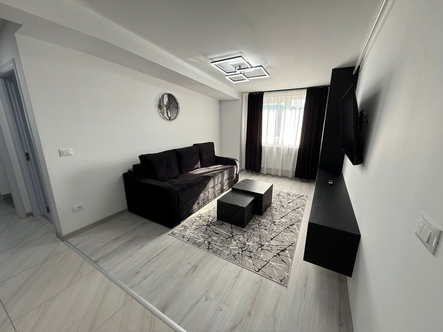 SE VINDE Apartament + Loc Parcare - Poză 8