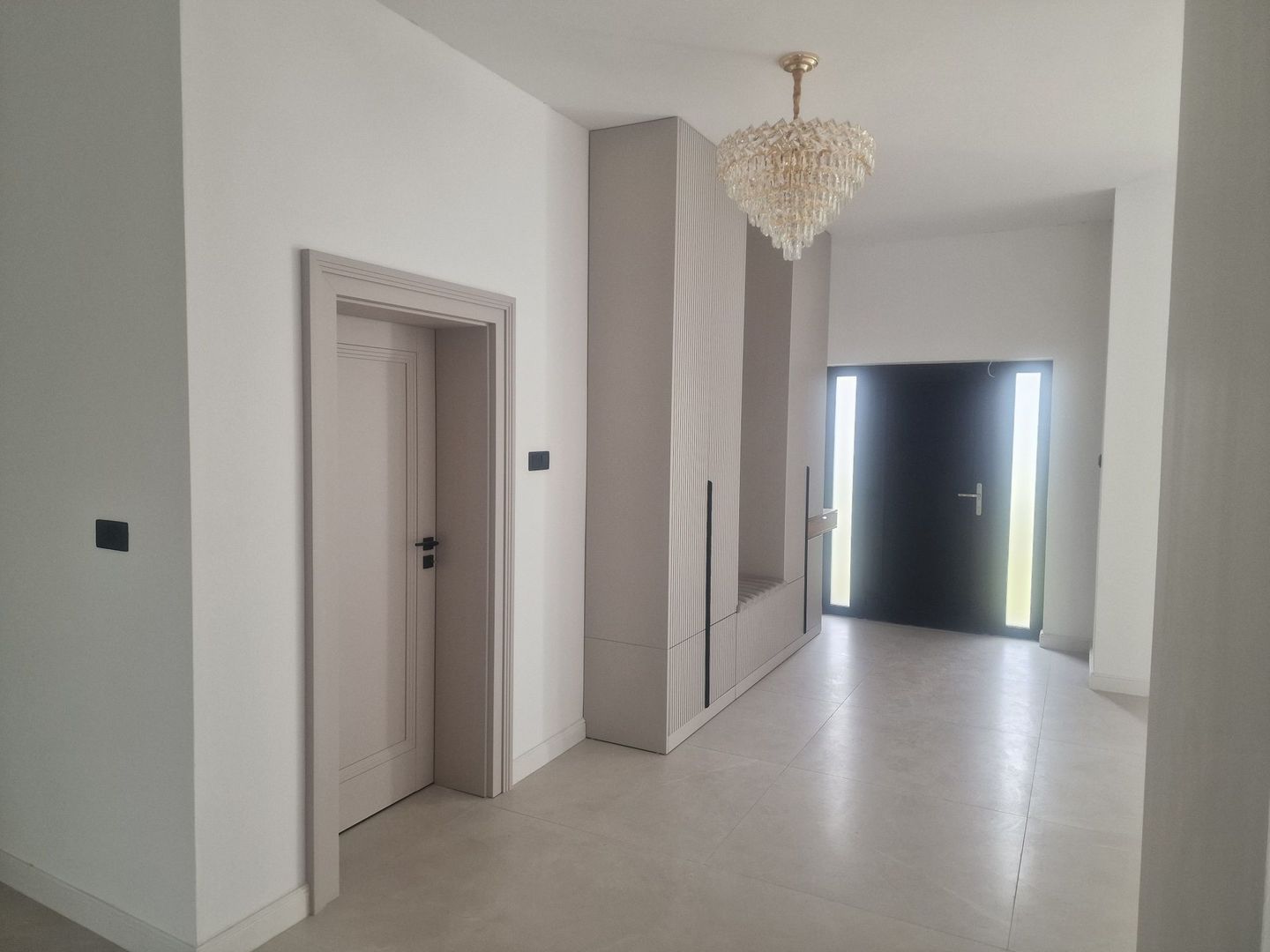 BRASADAS vinde casa P+1 in zona Micro 17. - Poză 2