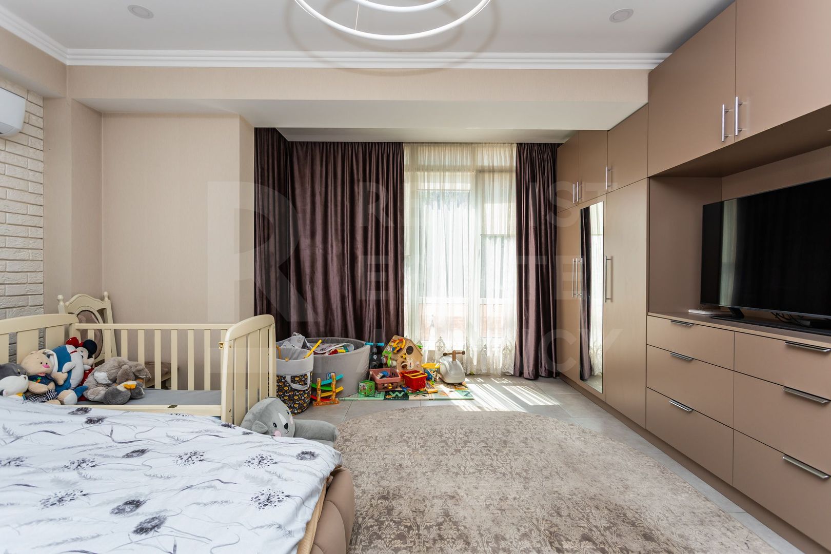 Vânzare, apartament, 2 camere, str. Milano, sectorul Buiucani - Poză 9