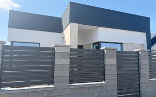 Casa individuală parter || 4 camere || 2 băi + dressing || teren 371mp - Poză 1