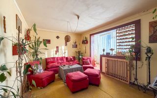 4 camere decomandate etaj intermediar, zona ''La Terenuri" - Poză 2