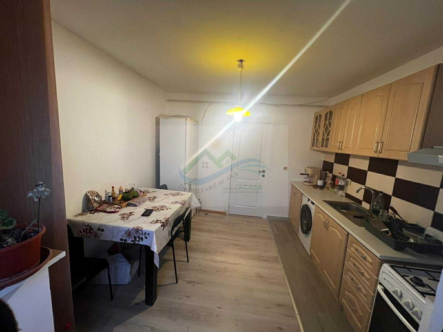 Apartament 2 camere semidecomandat  mansarda - Poză 2