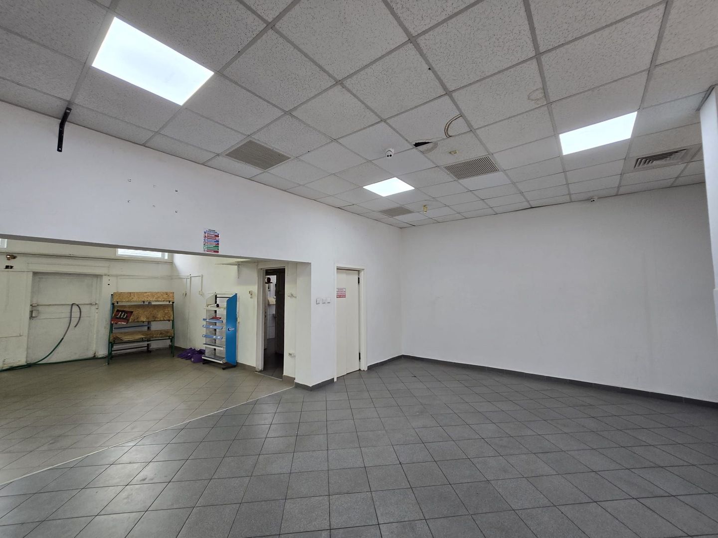 Spatiu comercial in inima cartierului Cornisa - Poză 22