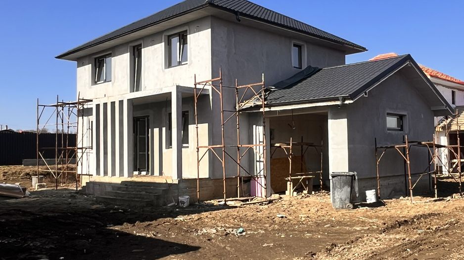 Case de Vânzare cu Teren 4.2 Ari I Moara/Suceava I192.000Euro - Poză 1