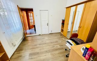 Casa 3 camere , 74 mp , loc de parcare Zona Ultracentrală! Negociabil - Poză 6