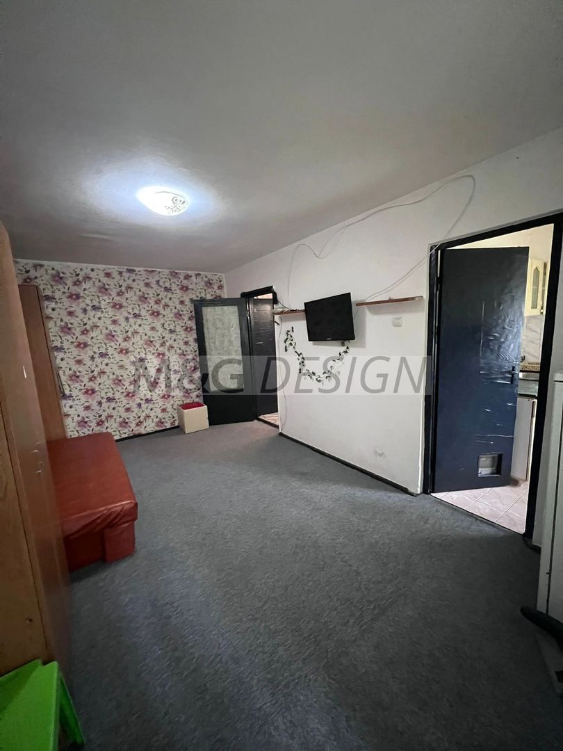 Garsoniera, zona Lipovei, ideal investitie - Poză 2