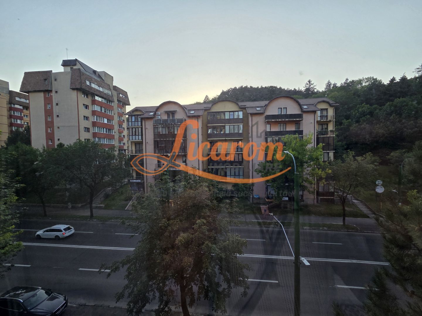 Apartament 3 camere Carpatilor aproape de Spitalul Judetean - Poză 8
