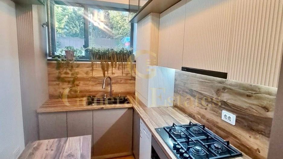 Vânzare apartament 3 camere cu curte proprie | Păcurari | Bloc 2024 - Poză 10