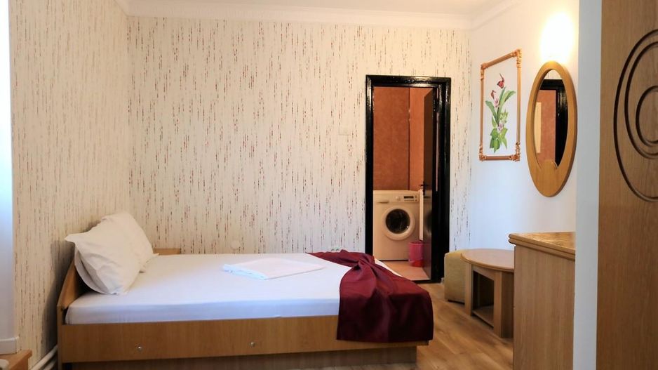 Mamaia Nord - Langa Mare, pensiune la cheie, 11 camere, 9 bai! - Poză 53
