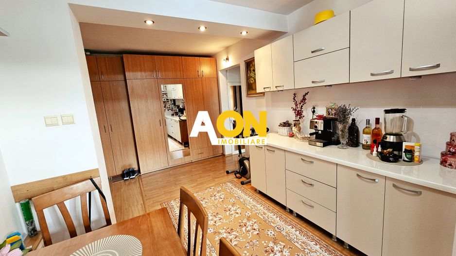 Apartament 2 camere, decomandat, etaj 3, zona Ampoi 3 - Poză 5