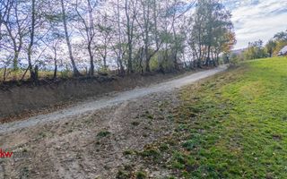 Teren intravilan în Zărnești, zona Tohanita, cu pădurice și parau curg - Poză 12