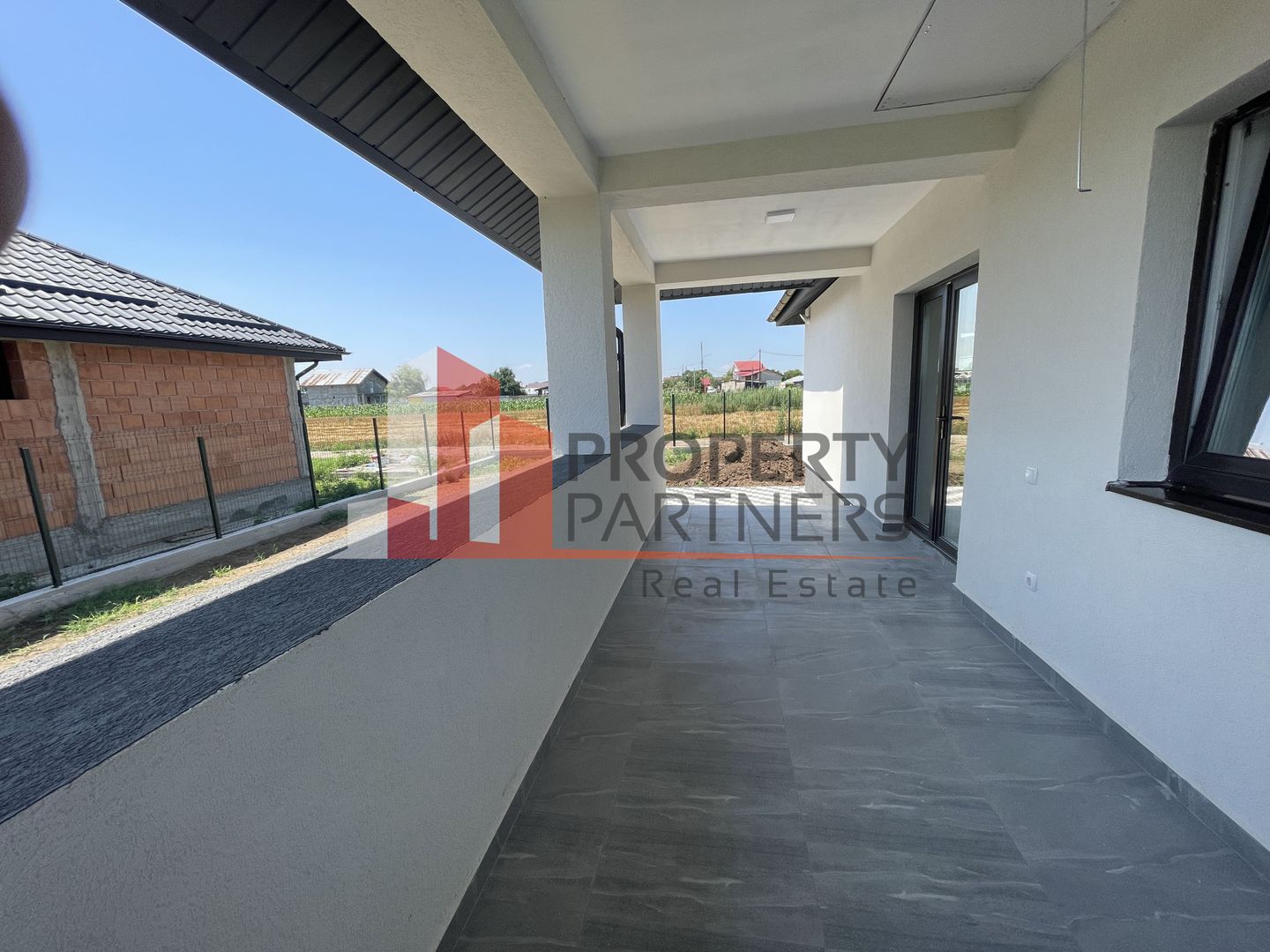 Casa în comuna Sabareni, judetul Giurgiu. - Poză 9