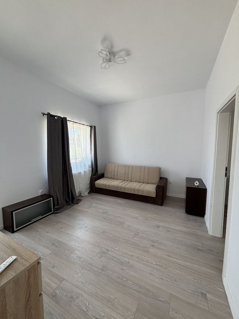 Apartament 1 camere a în Giroc - Poză 2