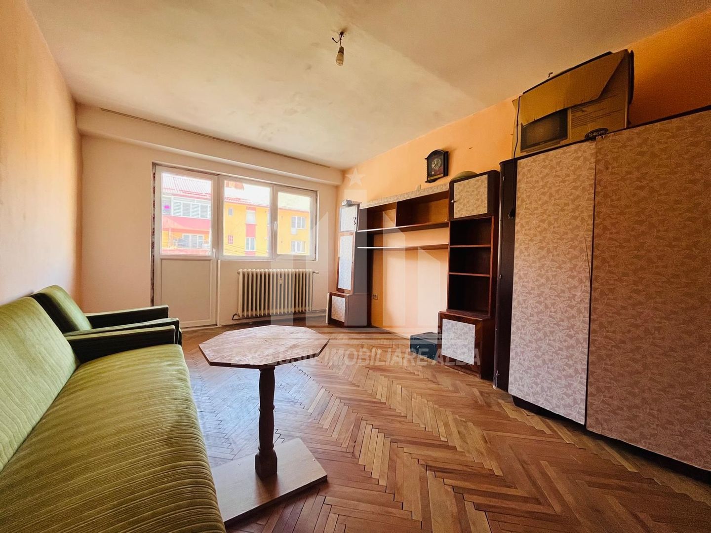Apartament cu 3 camere decomandate, Centru - Poză 2