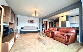 Apartament spatios 4 camere + parcare, pretabil ptr ERASMUS - Poză 1