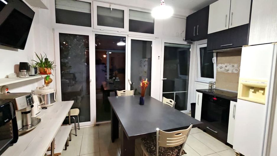 Apartament in casa, 4 camere, Rasnov, Brasov - Poză 13