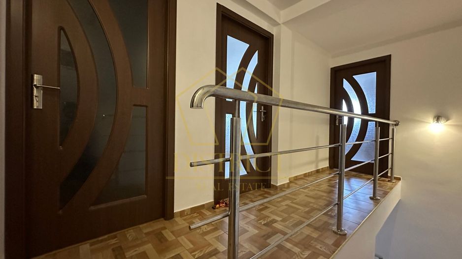 Duplex cu 4 camere si 2 bai complet mobilat si utilat in Giroc langa Zone 2. - Poză 7