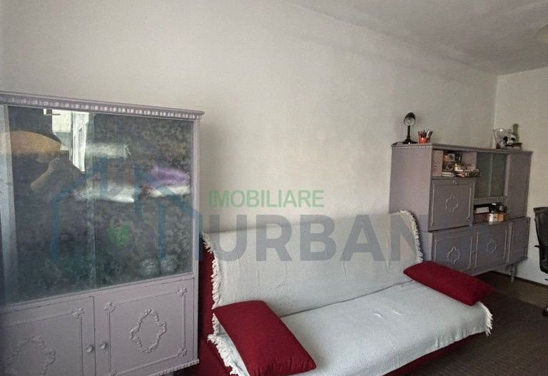 Inchiriez apartament 3 camere decomandat in zona Canta / bariera Comat - Poză 4