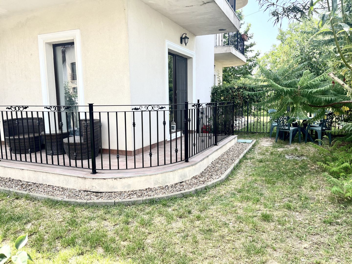 Apartament 2 camere, cu grădină proprie, la intrare in Dumbrăvița - Poză 1