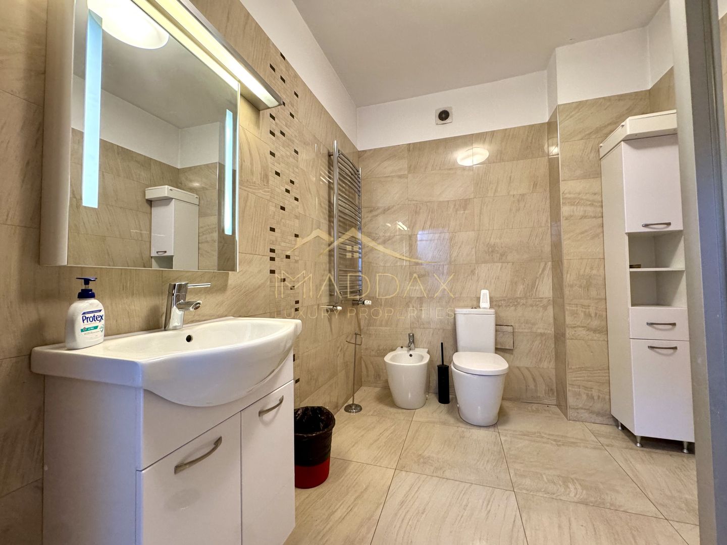 Vila centrala cu 13 camere *460mpu* + garaj // Dorobanți - Poză 20