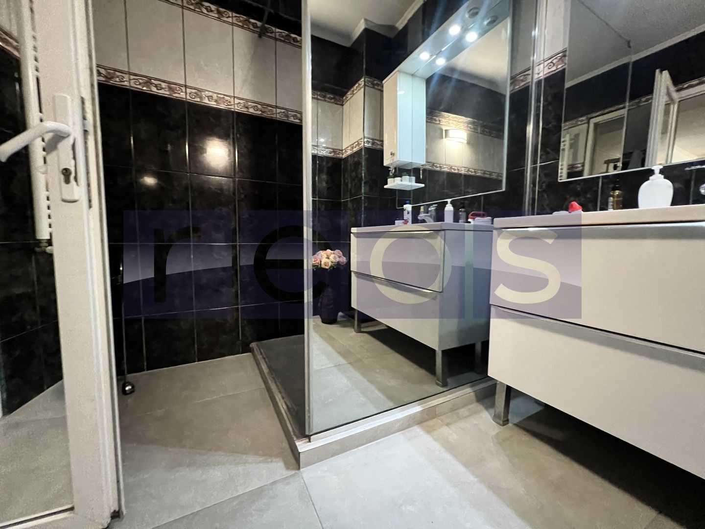 VANZARE CASA S+P+1+M SI SPATIU COMERCIAL | ZONA DRISTOR - Poză 13