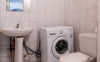 Apartament cu 4 camere - Poză 15