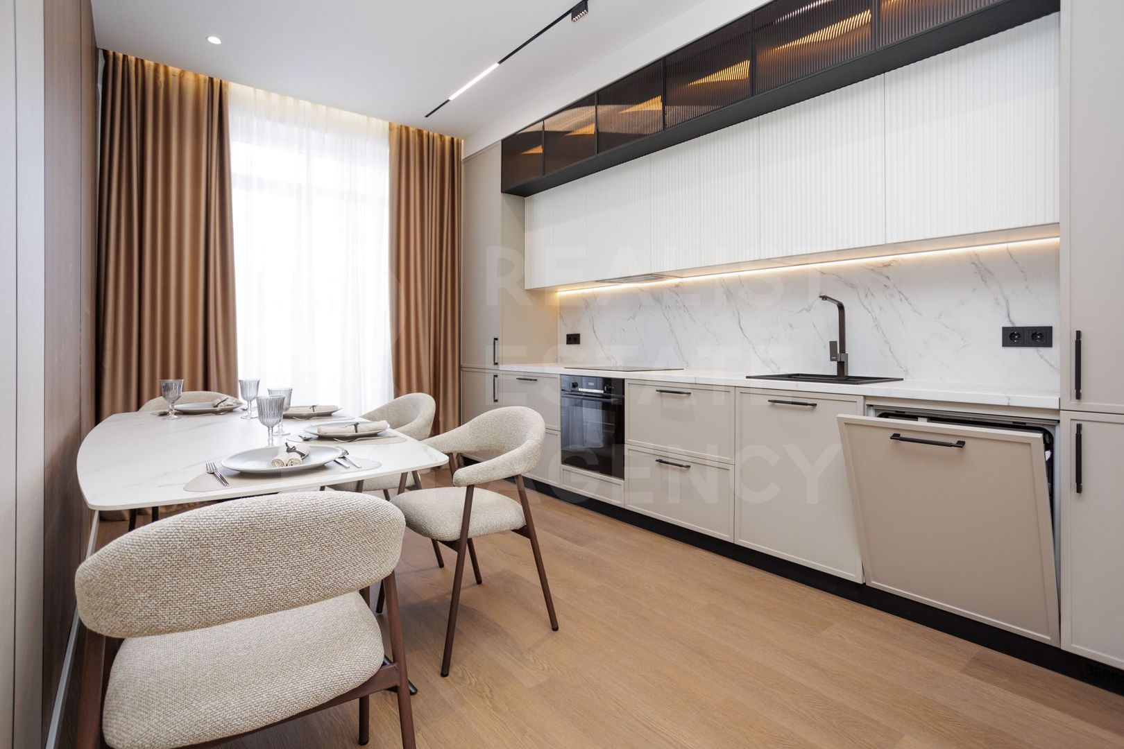 Vânzare, apartament, 2 camere, str. Calea Ieșilor, Sculeni - Poză 3