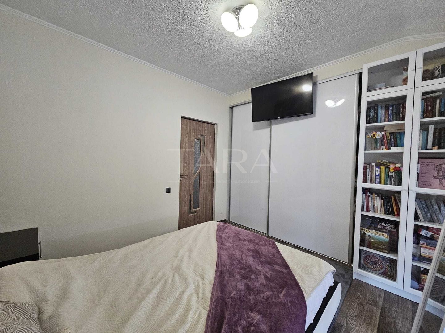 Apartament modern cu terasă generoasă și priveliște superbă. - Poză 4