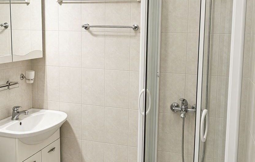 Studio Cismigiu, 24 mp, bloc solid, ideal inchiriere - Poză 4