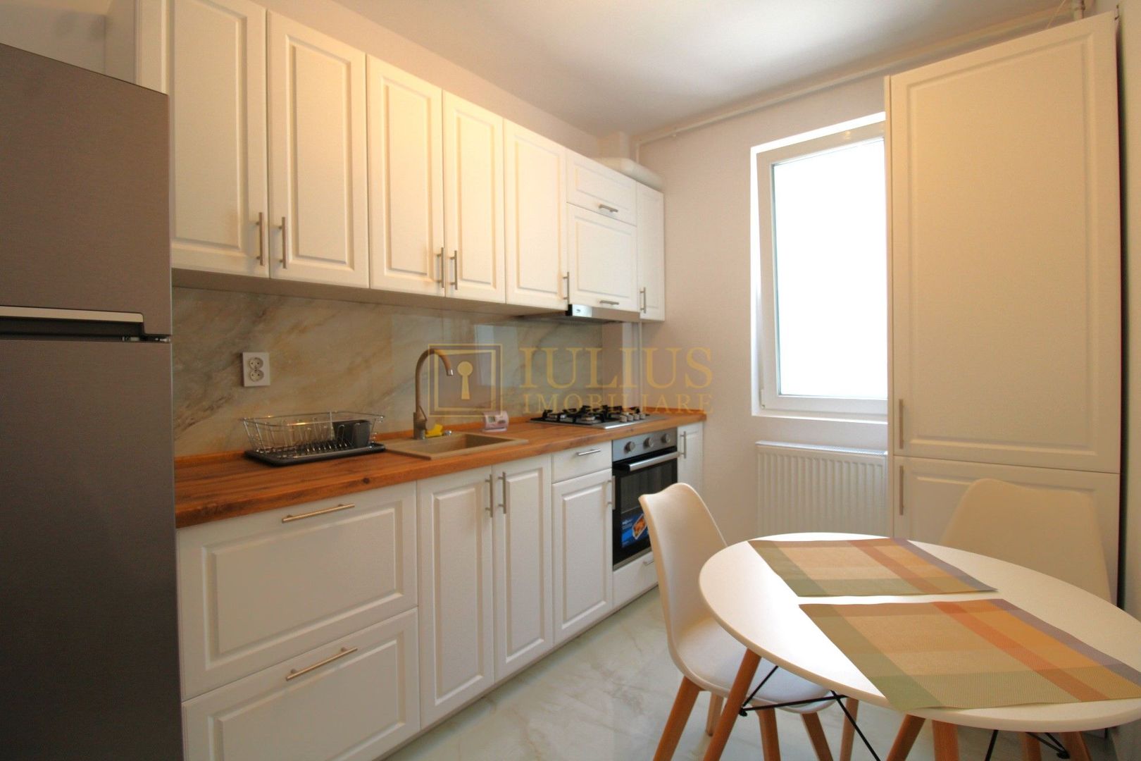 2 camere, bloc nou, loc de parcare, prima închiriere - Giroc - Poză 8