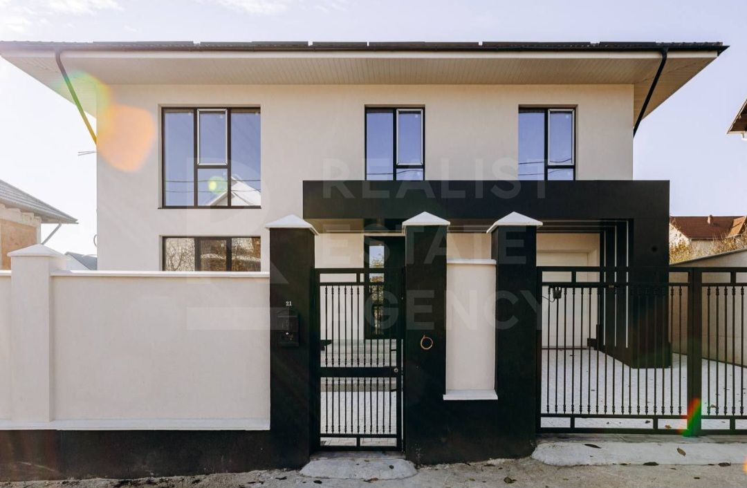 Vânzare, casă, 3 camere, Dumbrava - Poză 1