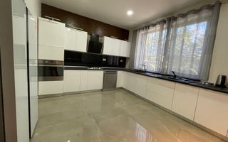 VILA CU 5 CAMERE LA INCHIRIERE LANGA BRITISH SCHOOL - Poză 22