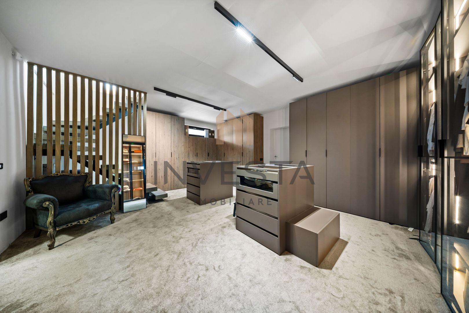 Vila de exceptie in Faget - 440 mp utili, piscina si panorama! - Poză 8