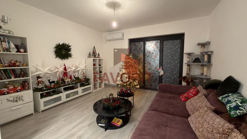 Decomandat. Cu gradina proprie. Mobilat si utilat - Poză 1