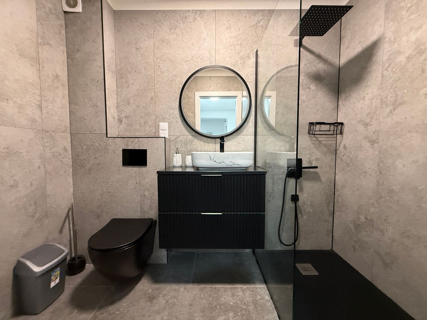 Apartament 2 camere modern cu balcon spatios zona Doamna Stanca - Poză 7