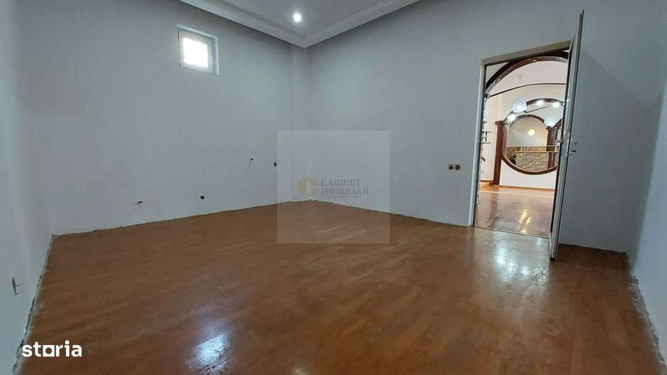 Piata Unirii - Hala Traian I P+M I 4 camere 2 bai I Terasa deschisa - Poză 8