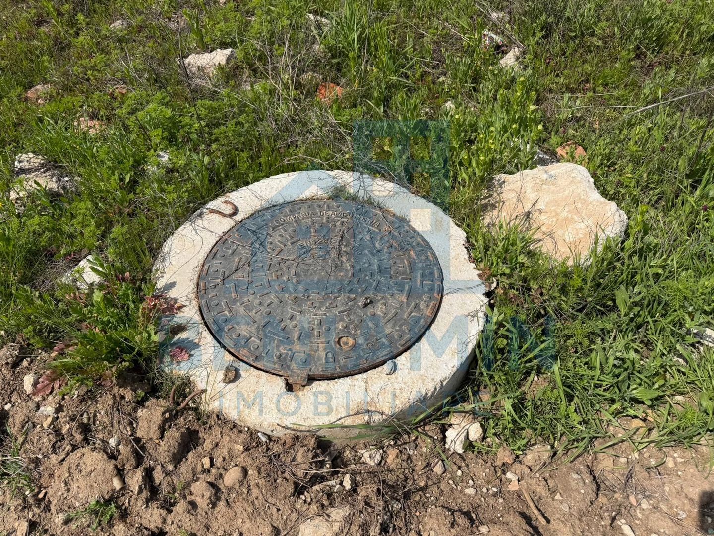 Teren intravilan zona Aeroport-800mp-28.000 euro-Deschidere 20x40m - Poză 5