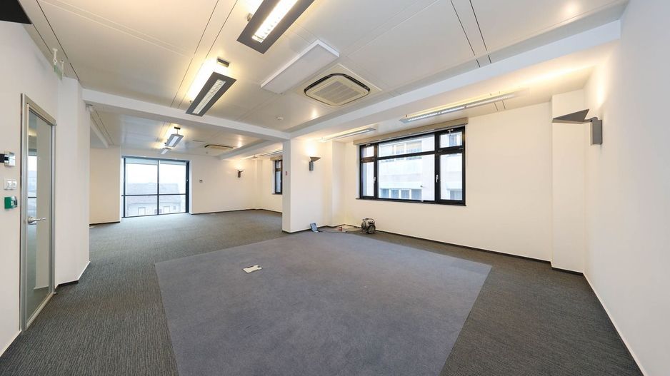 Clădire de birouri și centru de date – Oportunitate exclusivă in Brasov - Poză 28