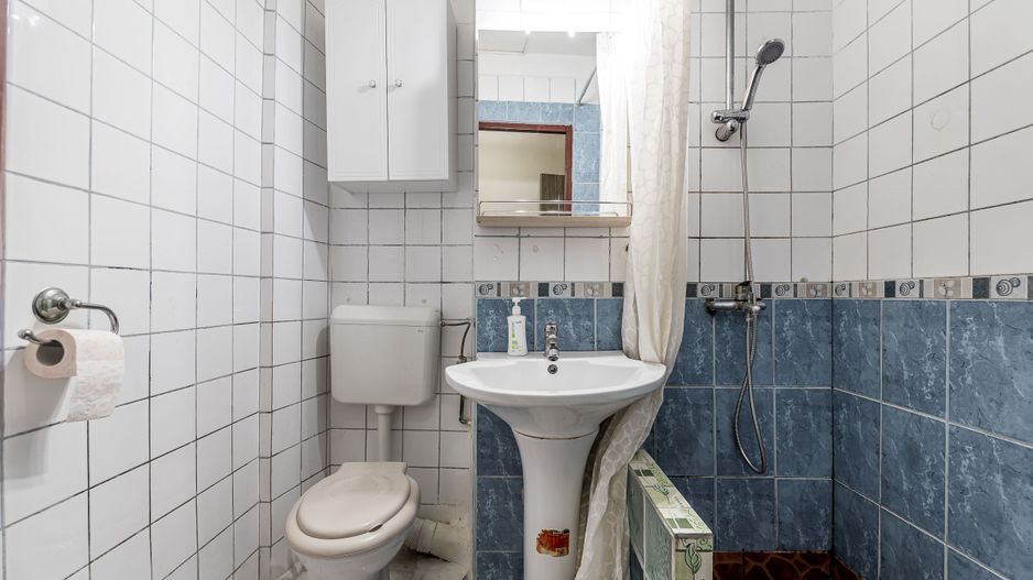 Apartament cu 3 camere, etaj 1 + loc de parcare pe Aleea Predeal - Poză 10