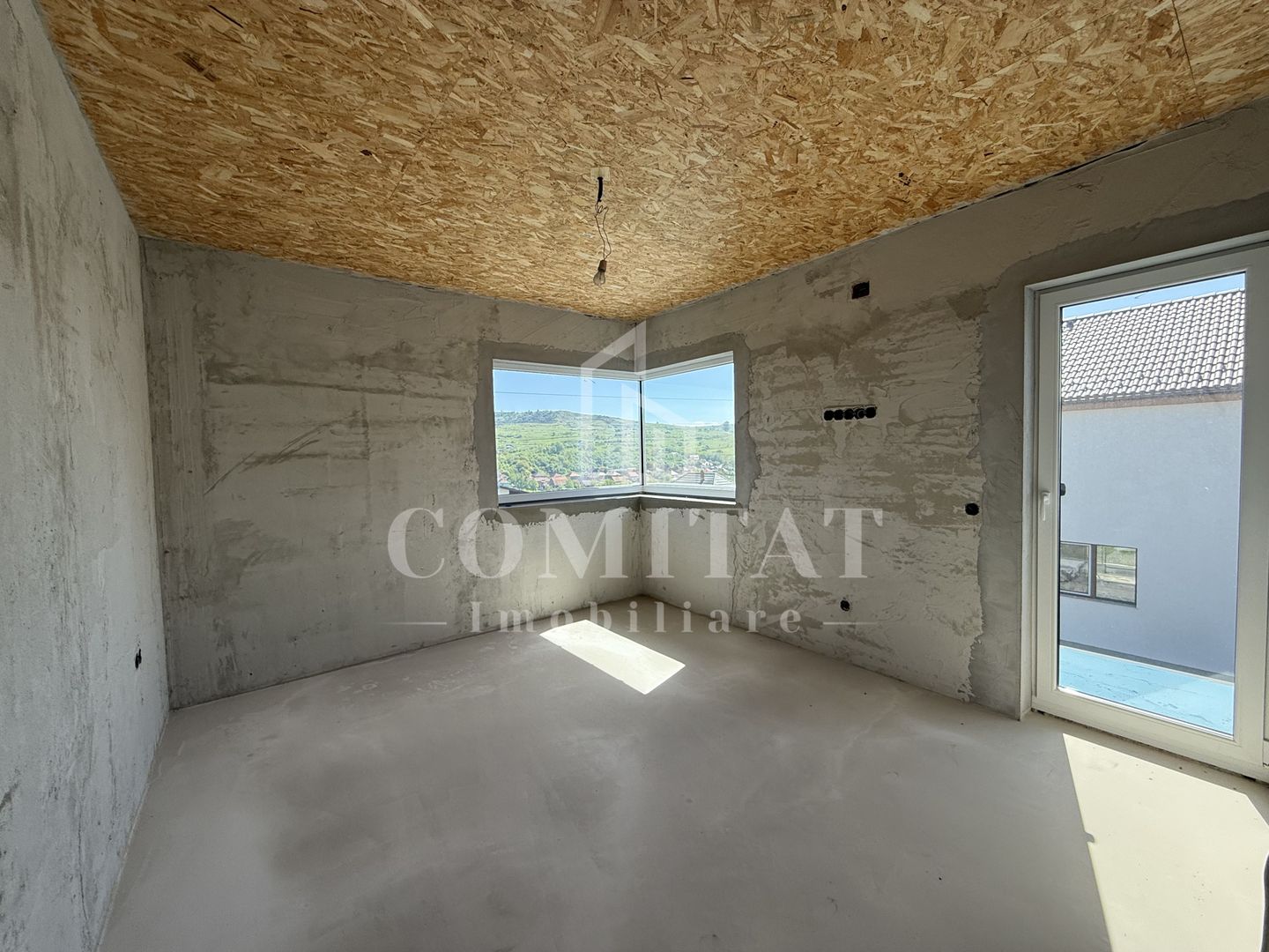 Casă individuală cu garaj și 700 teren Chinteni - Poză 7