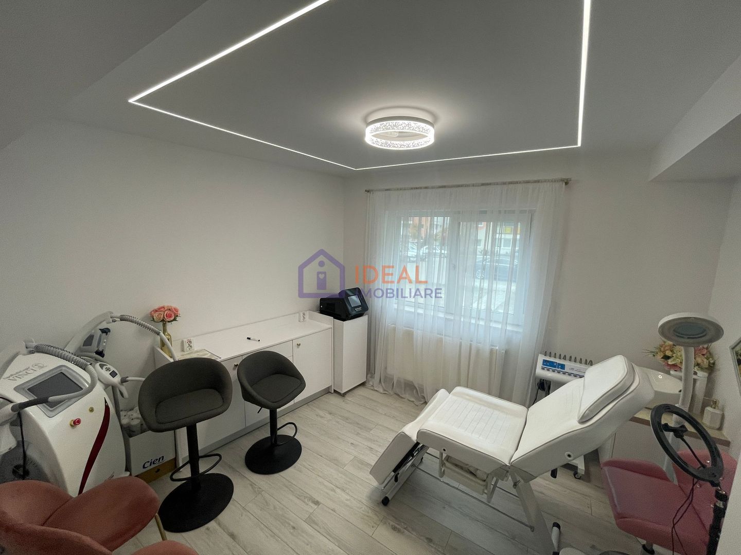 Spatiu Comercial cu 4 locuri de parcare, in Cartierul Arhitectilor - Poză 7