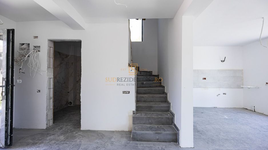 Vila individuala, 5 camere, 392 mp teren, Comuna Berceni - Poză 12