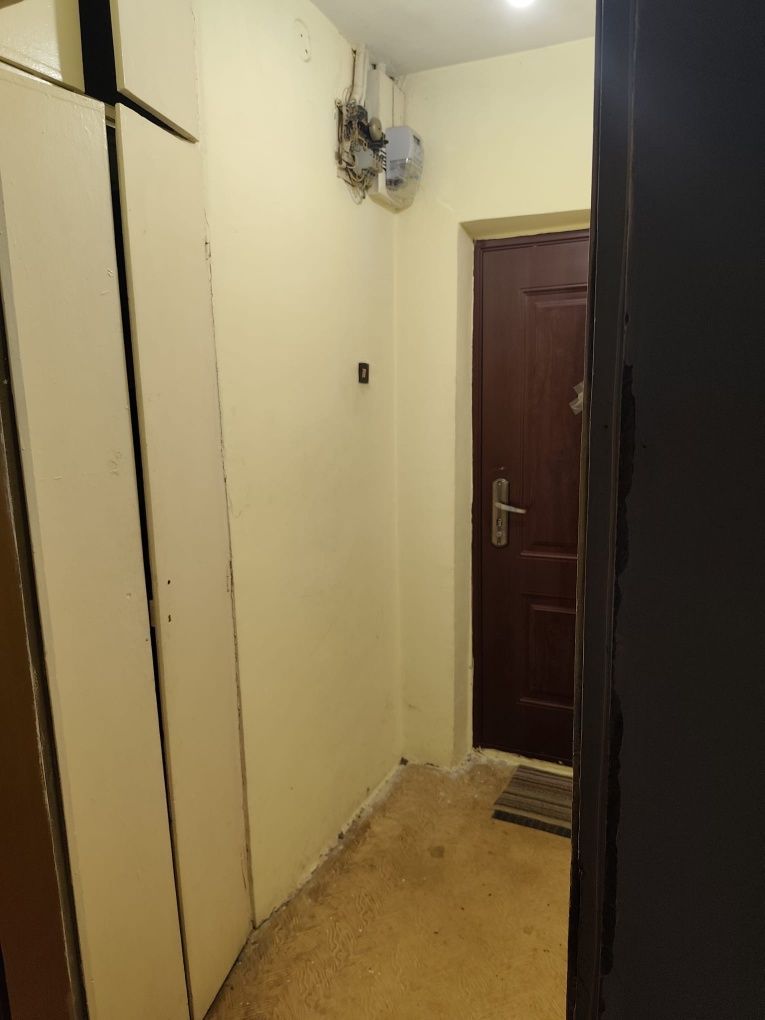 Vând garsonieră metrou Gorjului - Poză 3