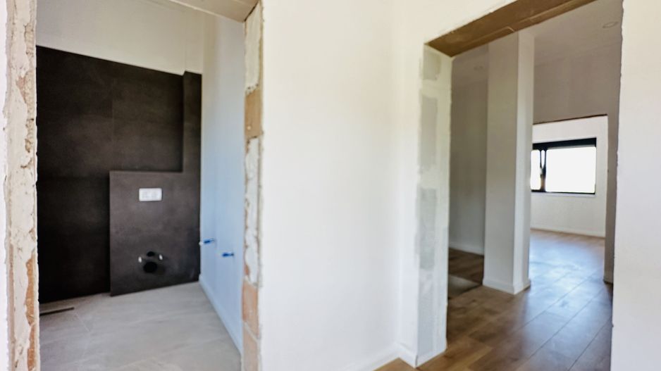 Design Ultramodern | Pompa de caldura | 131 mp, 4 bai | Langa Padure - Poză 22