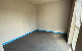 ânzare apartament cu 2 camere, într-un cartier rezidențial liniștit - Poză 5