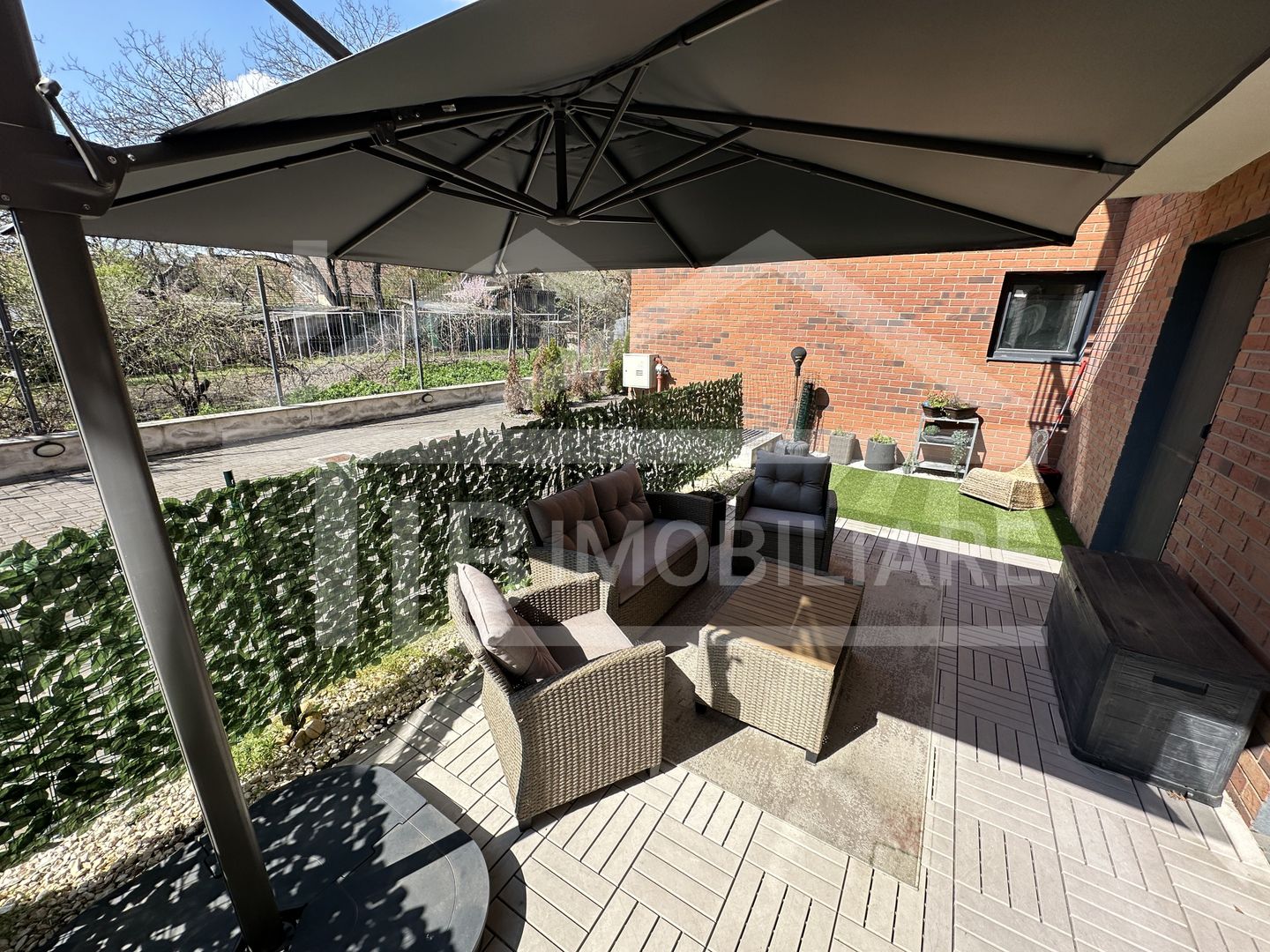 Apartament cu 2 camere, 52mp , terasa 25mp , Zona Centrala - Poză 11